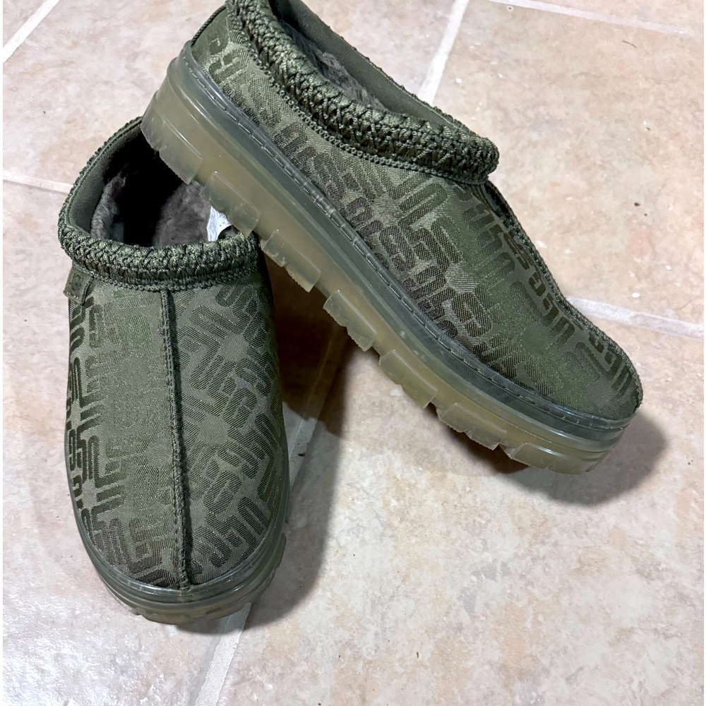 Ugg slide on Tasman burnt olive monogramed slipper shoes size 9 worn twice.